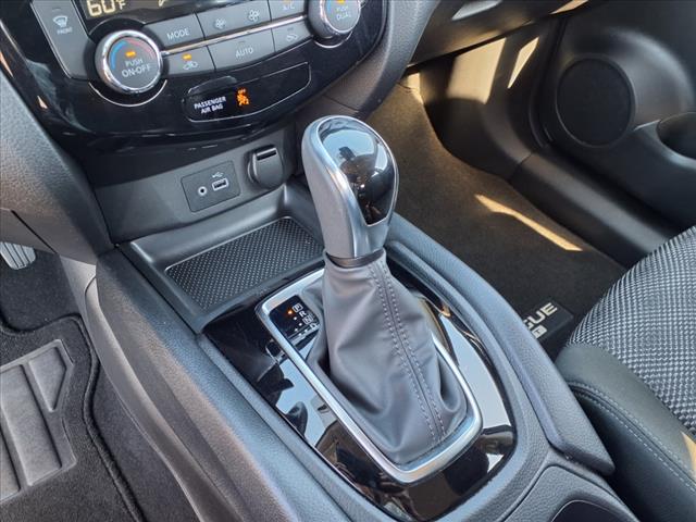 2021 Nissan Rogue Sport SV