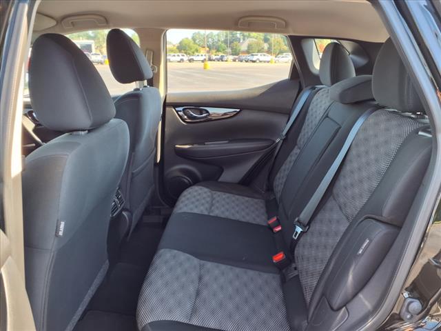 2021 Nissan Rogue Sport SV
