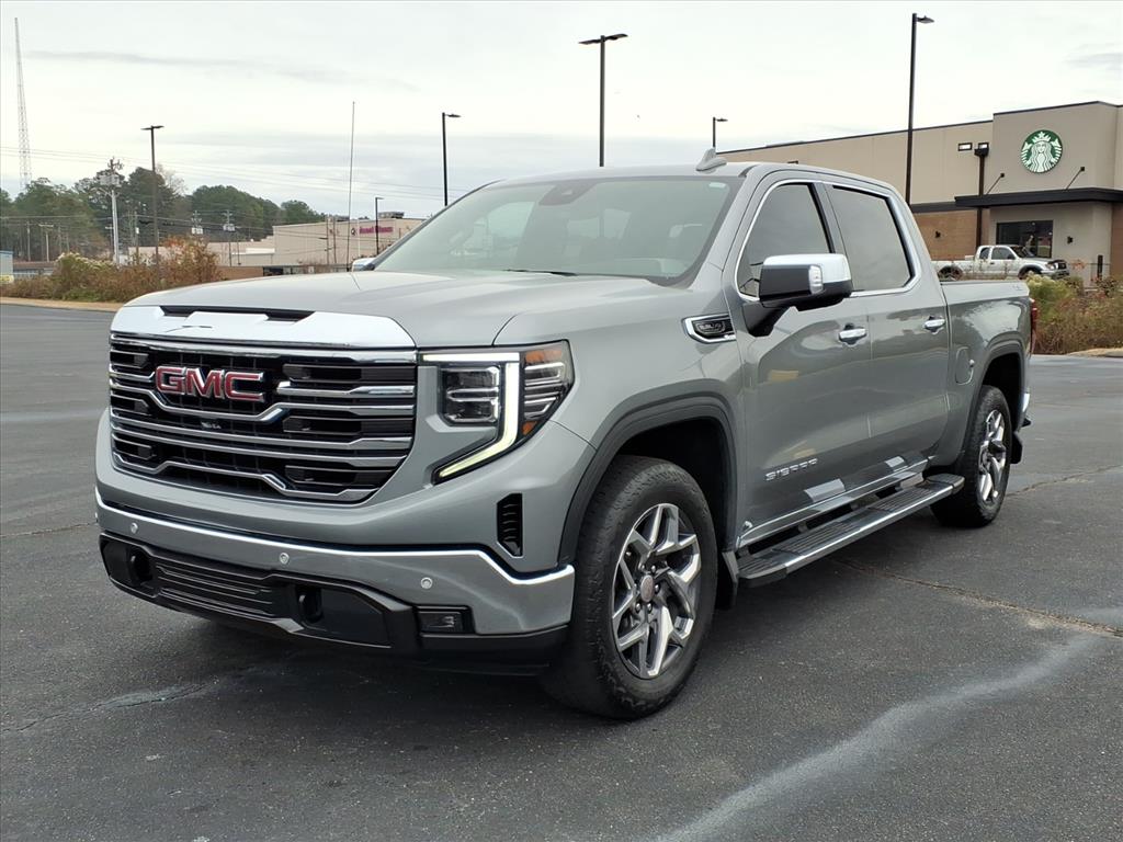 2023 GMC Sierra 1500 SLT Crew Cab 4WD