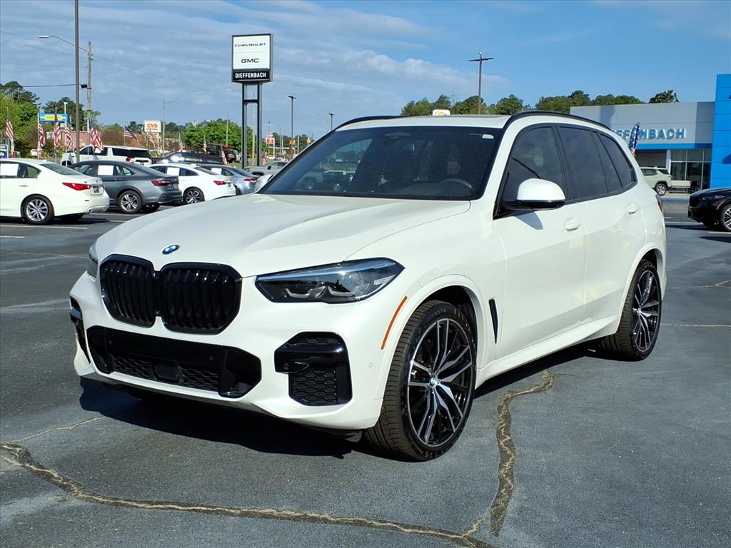 2022 BMW X5 xDrive40i AWD
