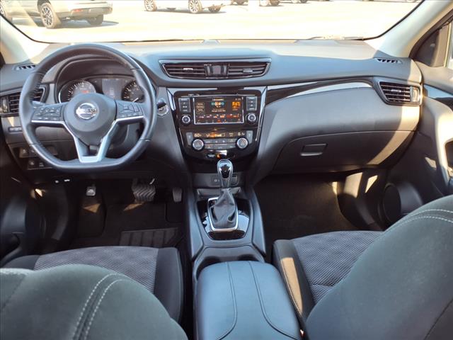 2021 Nissan Rogue Sport SV