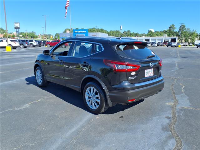 2021 Nissan Rogue Sport SV