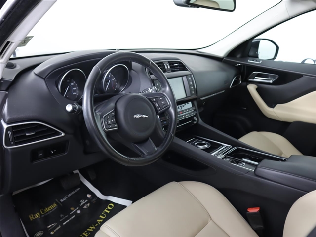 2018 Jaguar F-PACE 30t Premium