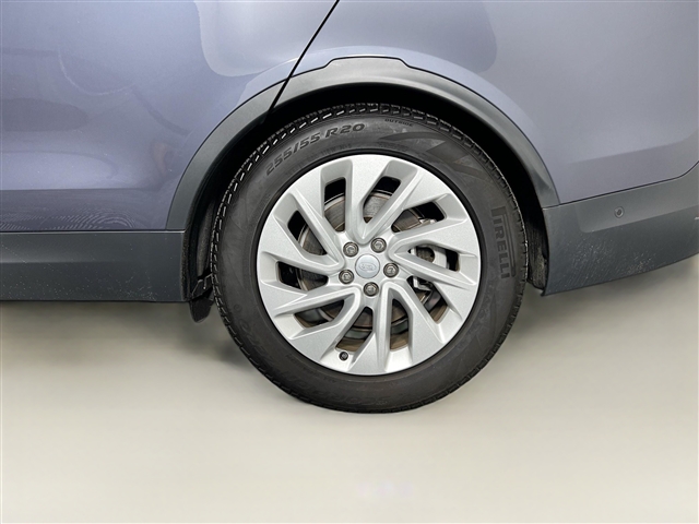 2024 Land Rover Discovery P300 S