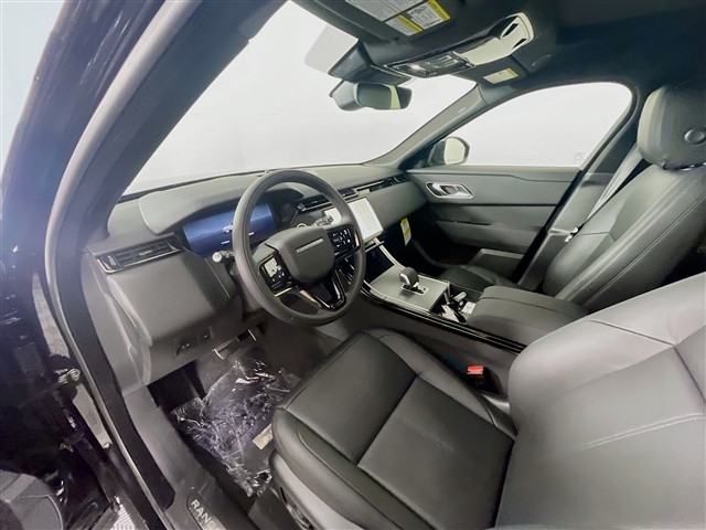 2024 Land Rover Range Rover Velar P250 Dynamic SE
