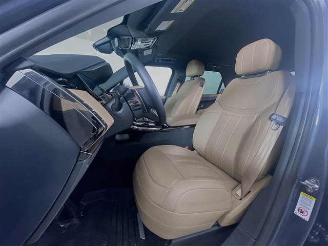 2024 Land Rover Range Rover Sport P360 SE