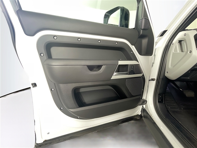2020 Land Rover Defender HSE