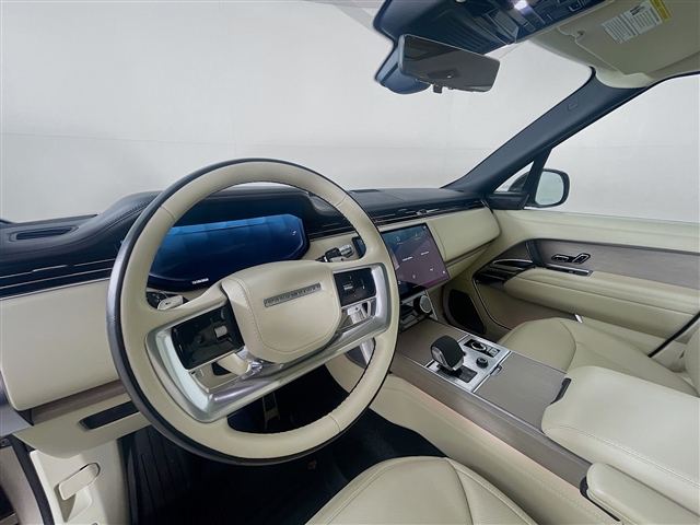 2022 Land Rover Range Rover P530 First Edition