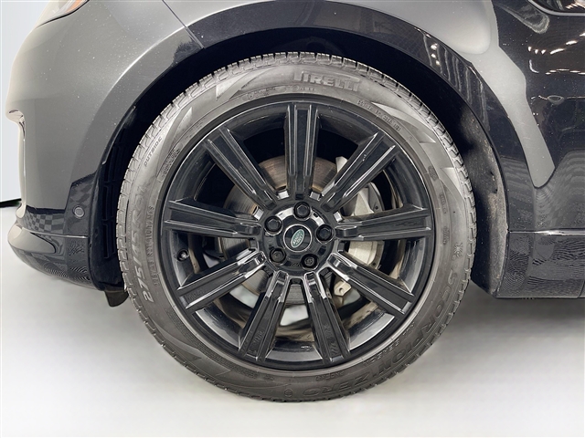 2022 Land Rover Range Rover Sport HSE Silver Edition