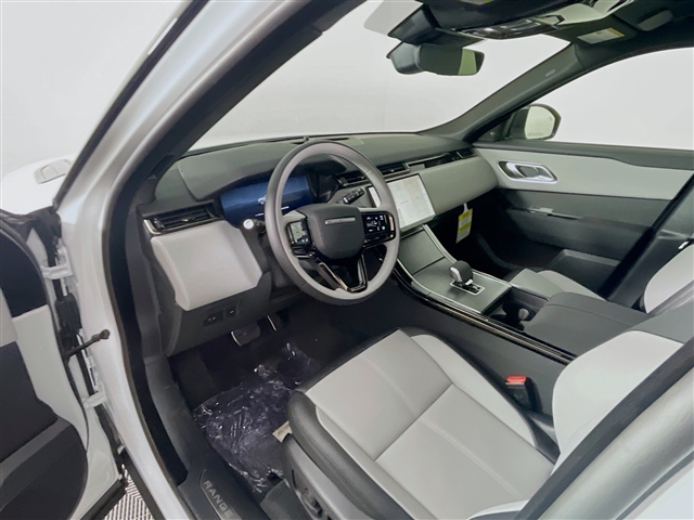 2024 Land Rover Range Rover Velar P250 Dynamic SE