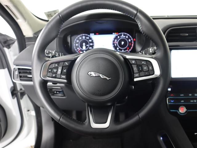 2020 Jaguar F-PACE 30t Portfolio