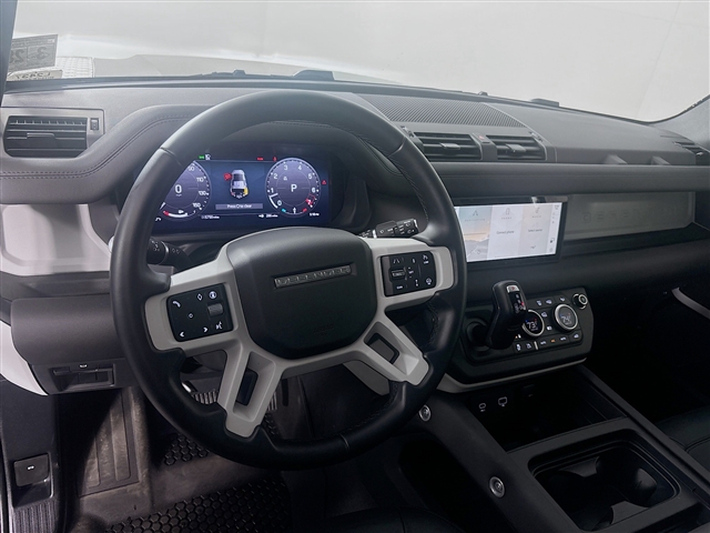 2024 Land Rover Defender 110 P300 S