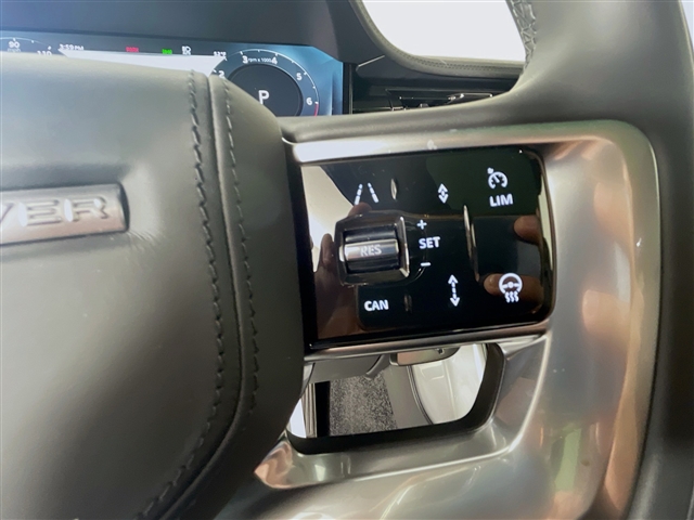 2023 Land Rover Range Rover P530 SE