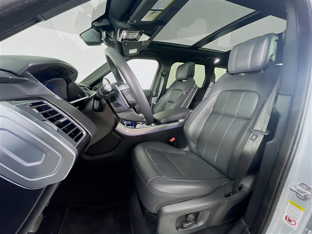 2022 Land Rover Range Rover Sport HSE Silver Edition