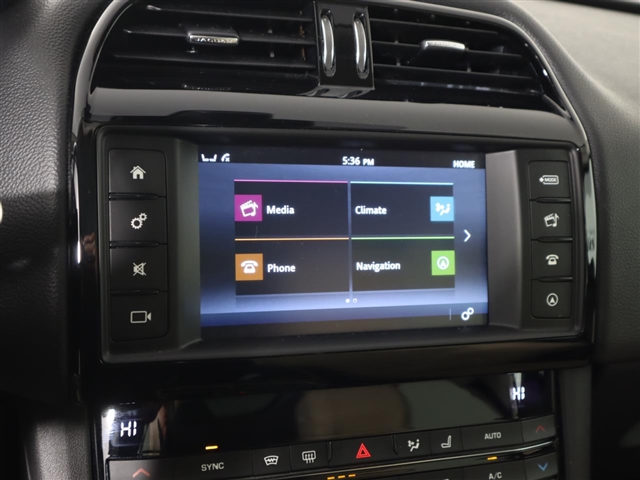2018 Jaguar F-PACE 30t Premium