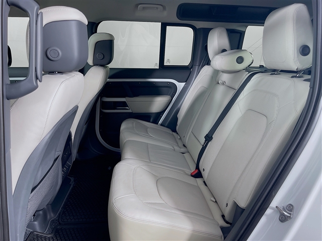 2023 Land Rover Defender S