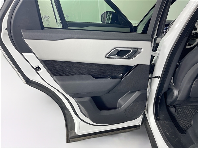 2024 Land Rover Range Rover Velar P400 Dynamic SE