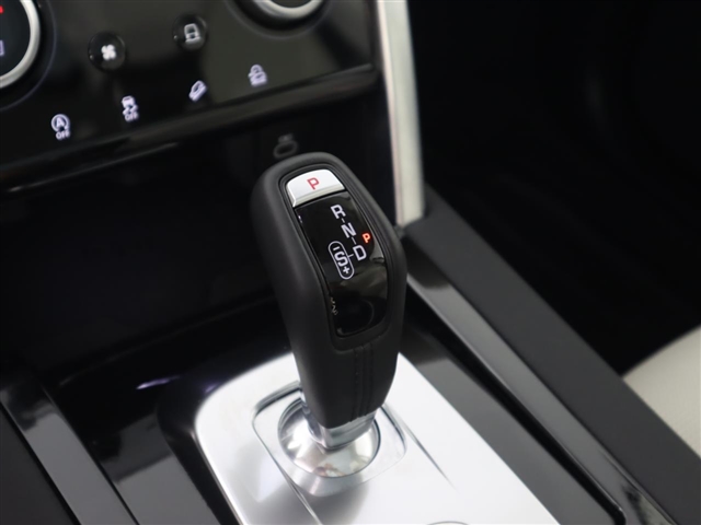 2023 Land Rover Discovery Sport P250 SE