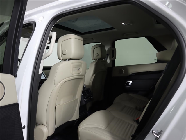 2021 Land Rover Discovery P300 S