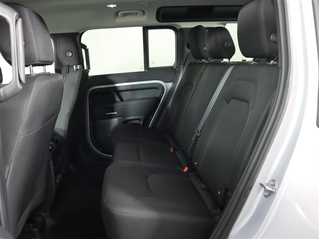 2023 Land Rover Defender 110 Standard