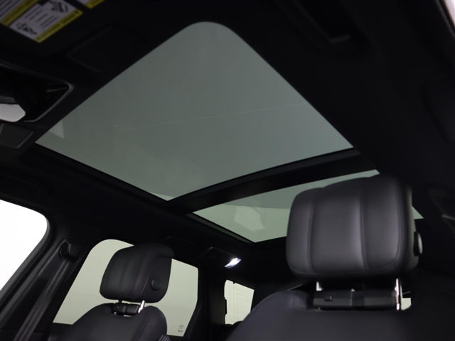 2022 Land Rover Range Rover Sport HSE Silver Edition