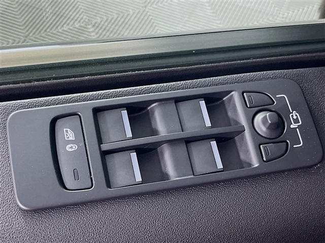 2023 Land Rover Discovery Sport P250 S R-Dynamic