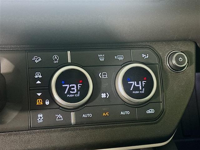 2024 Land Rover Defender 110 P300 S
