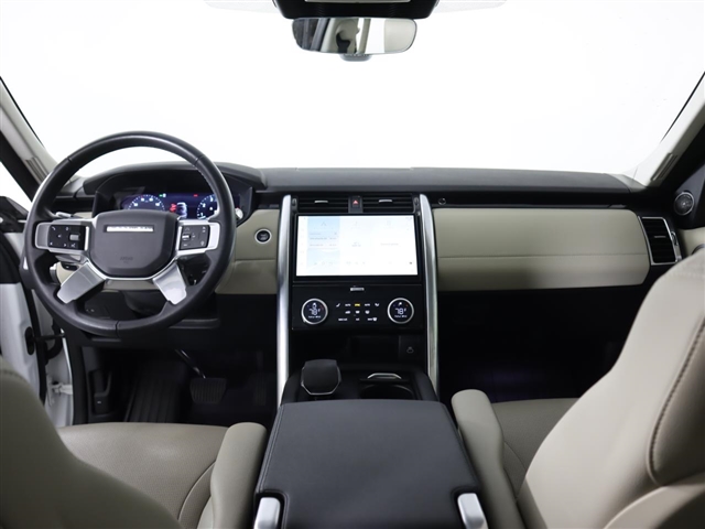 2021 Land Rover Discovery P300 S