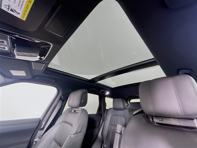 2022 Land Rover Range Rover Sport HSE Silver Edition