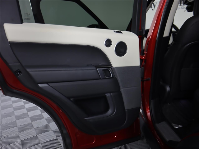 2021 Land Rover Range Rover Sport HSE Silver Edition