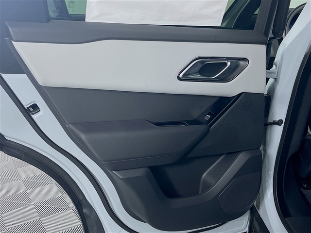 2024 Land Rover Range Rover Velar P250 Dynamic SE