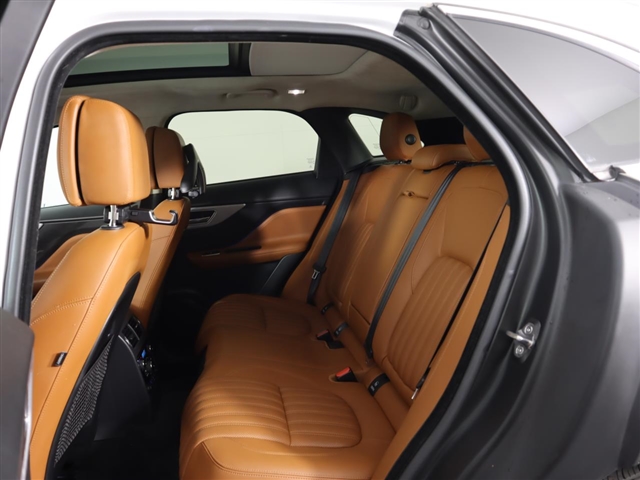2020 Jaguar F-PACE 30t Portfolio