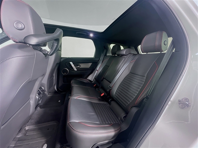 2023 Land Rover Discovery Sport P250 SE R-Dynamic