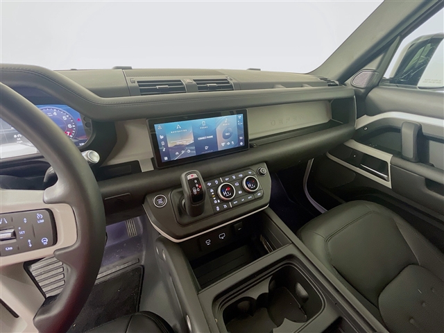 2020 Land Rover Defender HSE