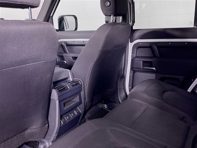 2022 Land Rover Defender 110 Standard