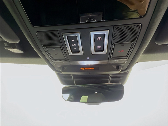 2023 Land Rover Range Rover Evoque P250 S
