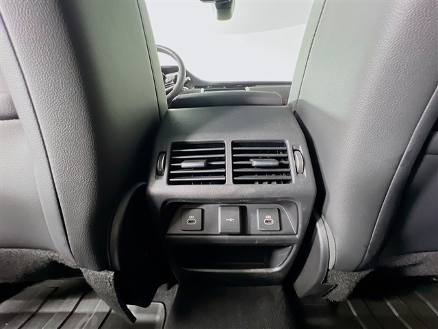 2023 Land Rover Discovery Sport P250 S R-Dynamic