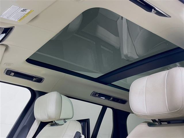 2022 Land Rover Range Rover P530 First Edition