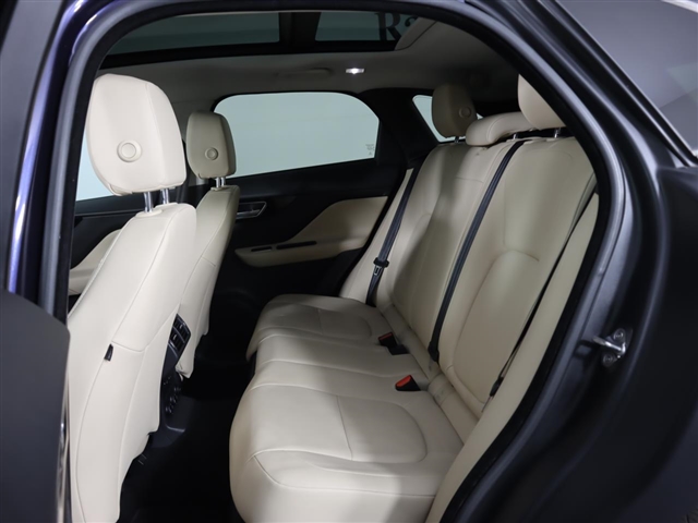 2018 Jaguar F-PACE 30t Premium