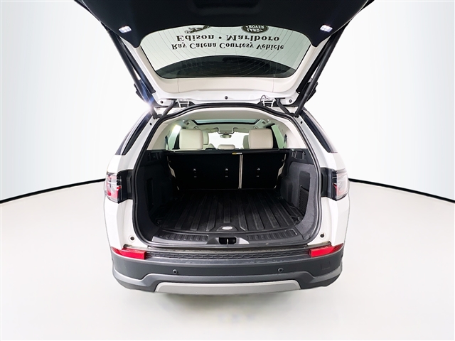 2023 Land Rover Discovery Sport P250 SE