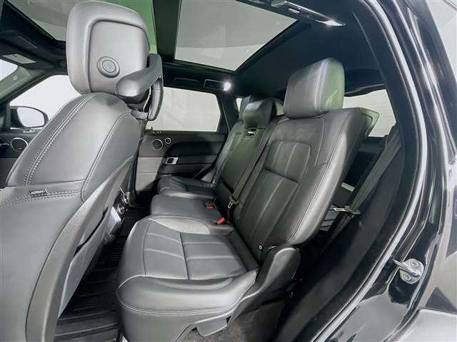 2022 Land Rover Range Rover Sport HSE Silver Edition