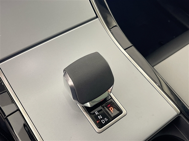 2024 Land Rover Range Rover Velar P250 S