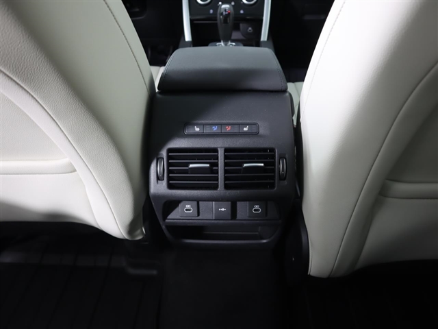 2023 Land Rover Discovery Sport P250 SE