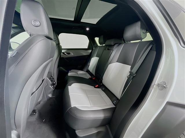 2024 Land Rover Range Rover Velar P250 Dynamic SE
