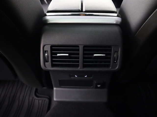 2019 Land Rover Range Rover Velar P340 R-Dynamic SE
