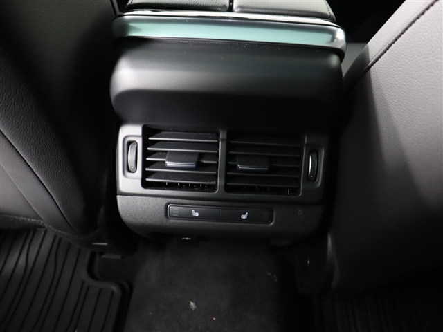 2023 Land Rover Range Rover Evoque P250 SE