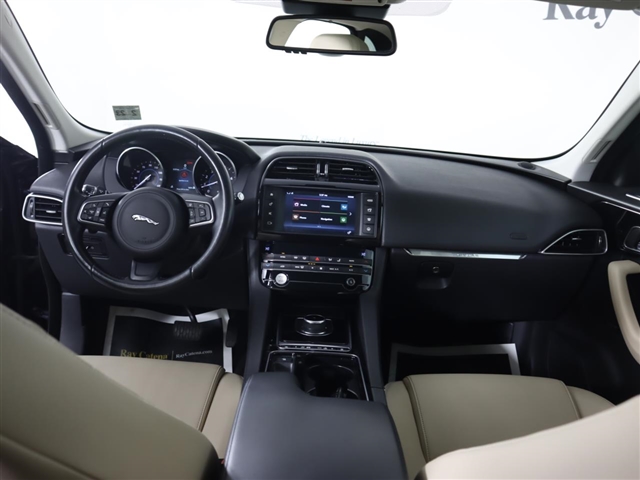 2018 Jaguar F-PACE 30t Premium