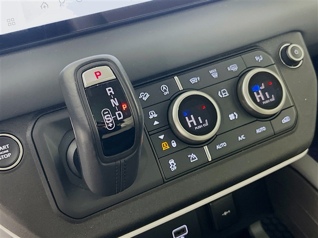 2023 Land Rover Defender S