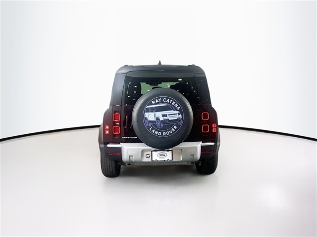 2024 Land Rover Defender 110 P300 S