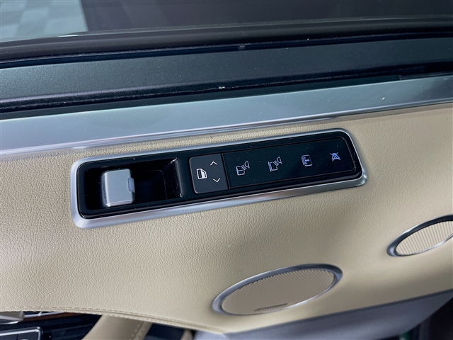 2020 Land Rover Range Rover Supercharged LWB